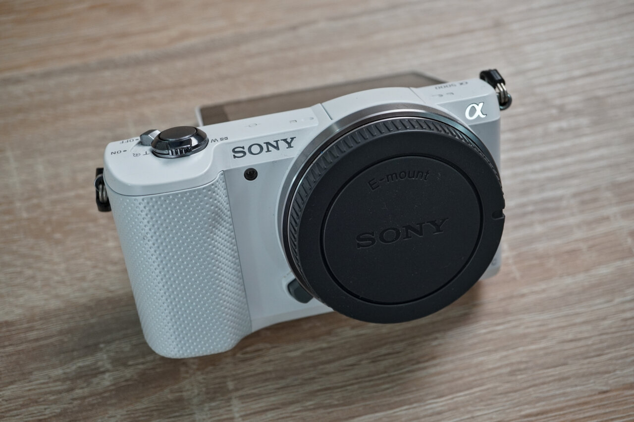 Photo of the Sony Alpha a5000.